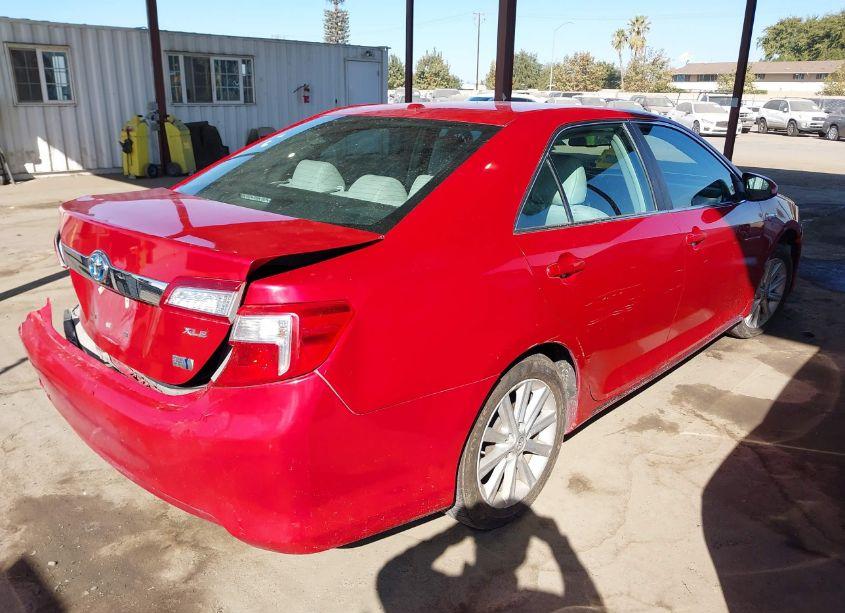 Photo 4 of 2014 Toyota Camry HYBRID XLE (VIN 4T1BD1FK8EU116330)