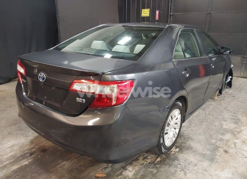 Photo 4 of 2014 Toyota Camry HYBRID LE (VIN 4T1BD1FK8EU139980)