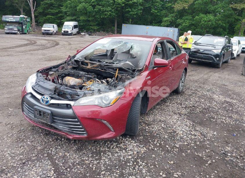 Photo 2 of 2015 Toyota Camry HYBRID XLE (VIN 4T1BD1FK8FU144386)