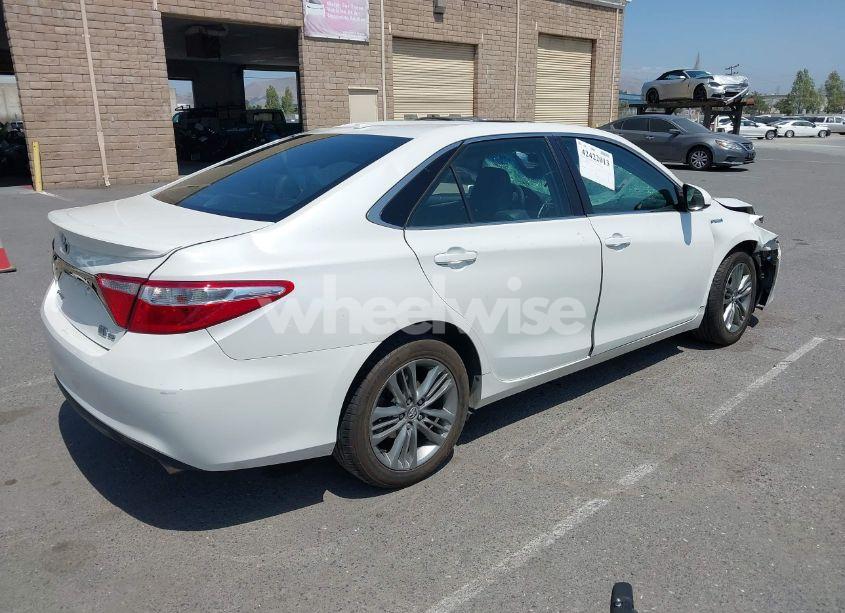 Photo 4 of 2015 Toyota Camry HYBRID SE (VIN 4T1BD1FK8FU161558)