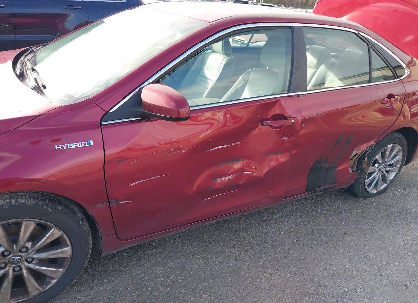 Photo 6 of 2015 Toyota Camry HYBRID XLE (VIN 4T1BD1FK8FU168588)