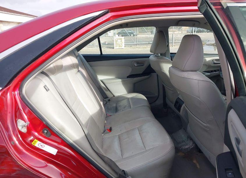 Photo 8 of 2015 Toyota Camry HYBRID XLE (VIN 4T1BD1FK8FU168588)