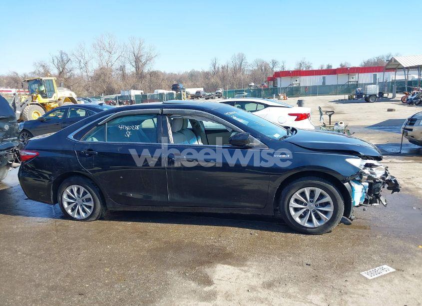 Photo 13 of 2015 Toyota Camry HYBRID LE (VIN 4T1BD1FK8FU172673)