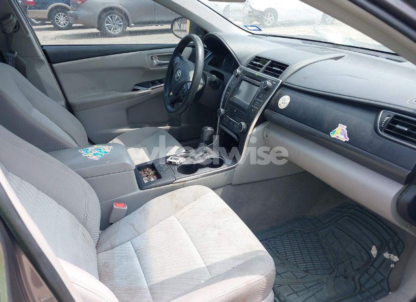 Photo 5 of 2016 Toyota Camry HYBRID LE (VIN 4T1BD1FK8GU188499)