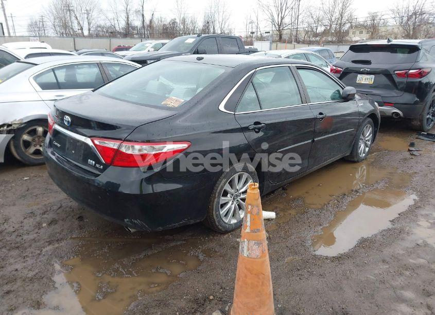 Photo 4 of 2016 Toyota Camry HYBRID XLE (VIN 4T1BD1FK8GU196294)