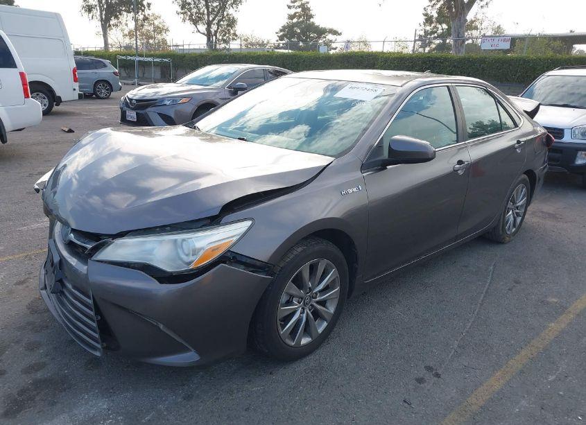 Photo 2 of 2017 Toyota Camry HYBRID XLE (VIN 4T1BD1FK8HU207182)