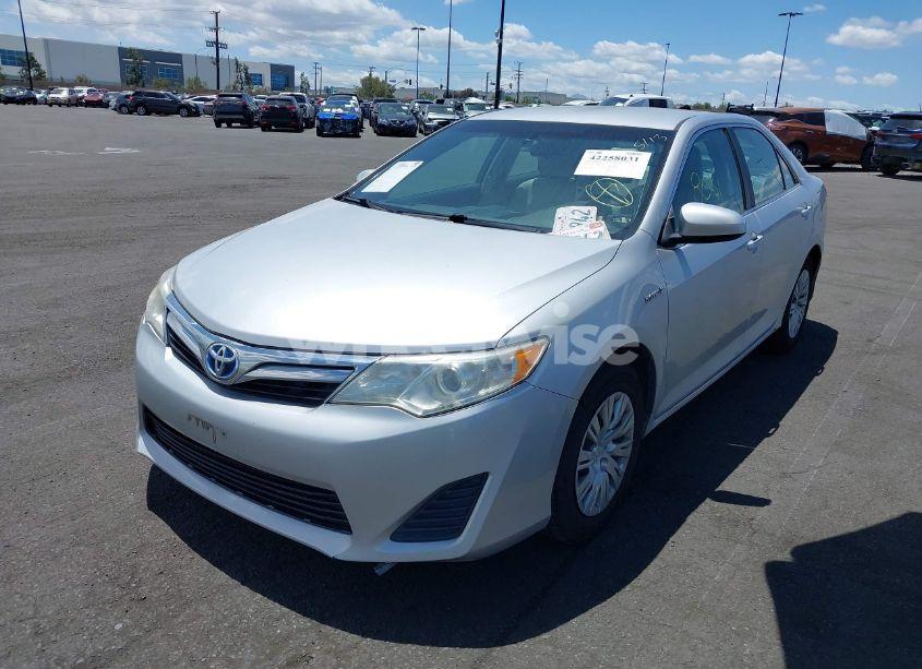 Photo 2 of 2012 Toyota Camry HYBRID LE (VIN 4T1BD1FK9CU004813)