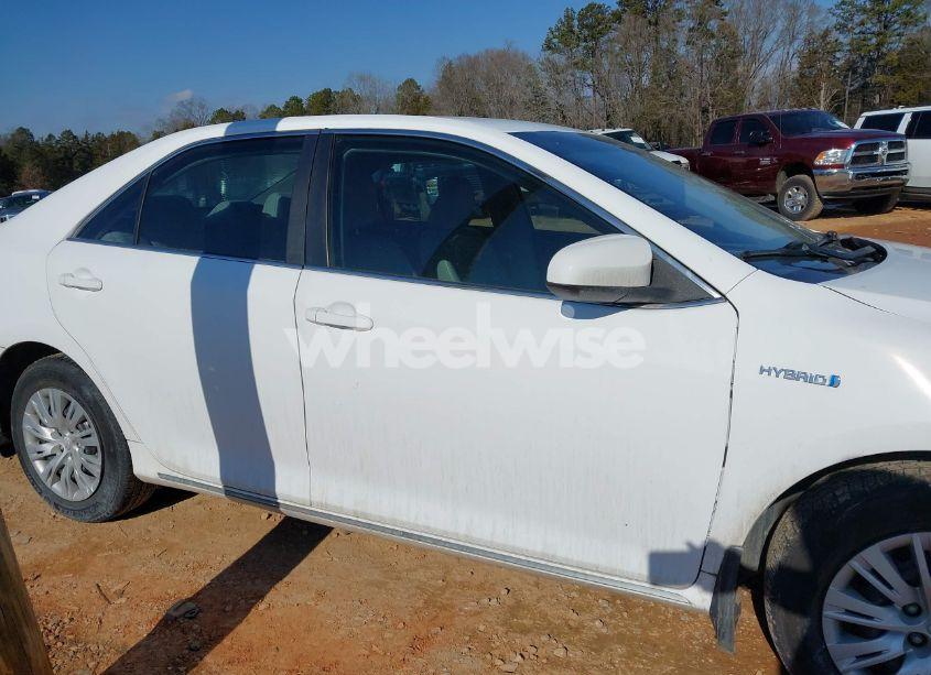 Photo 13 of 2012 Toyota Camry HYBRID LE (VIN 4T1BD1FK9CU005377)