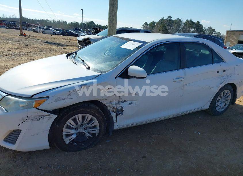 Photo 6 of 2012 Toyota Camry HYBRID LE (VIN 4T1BD1FK9CU005377)