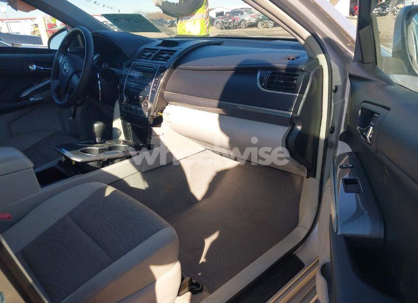 Photo 5 of 2012 Toyota Camry HYBRID LE (VIN 4T1BD1FK9CU028125)