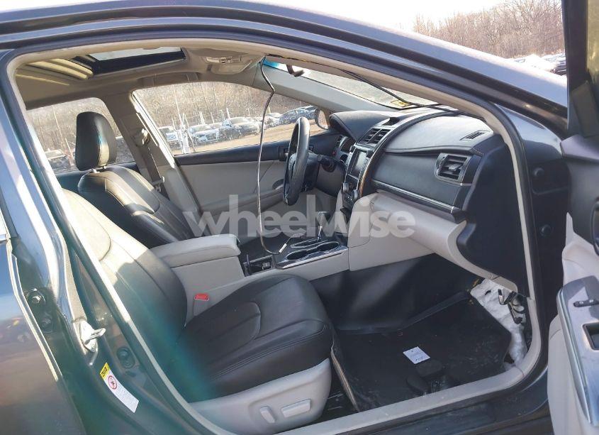 Photo 5 of 2012 Toyota Camry HYBRID XLE (VIN 4T1BD1FK9CU054546)