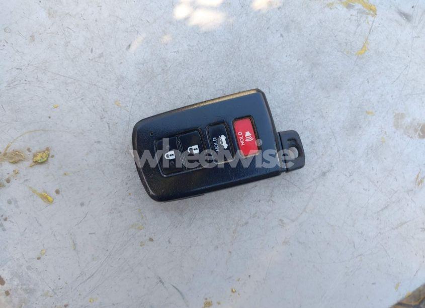 Photo 11 of 2013 Toyota Camry HYBRID LE (VIN 4T1BD1FK9DU081974)