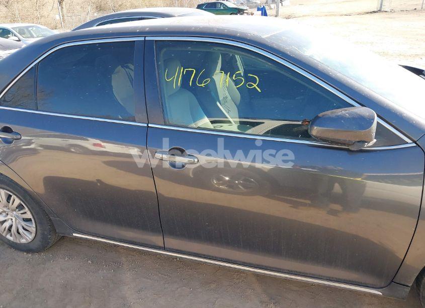 Photo 13 of 2013 Toyota Camry HYBRID LE (VIN 4T1BD1FK9DU081974)