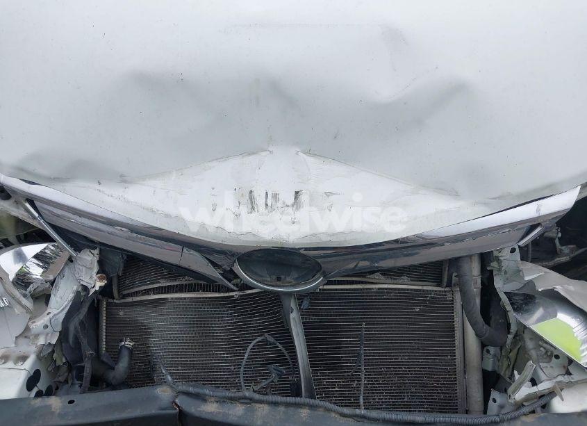 Photo 10 of 2013 Toyota Camry HYBRID XLE (VIN 4T1BD1FK9DU088150)