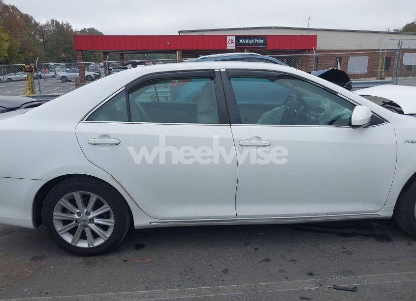 Photo 13 of 2013 Toyota Camry HYBRID XLE (VIN 4T1BD1FK9DU088150)