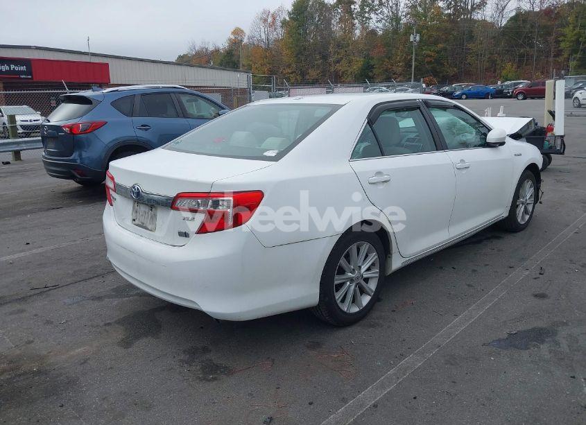 Photo 4 of 2013 Toyota Camry HYBRID XLE (VIN 4T1BD1FK9DU088150)