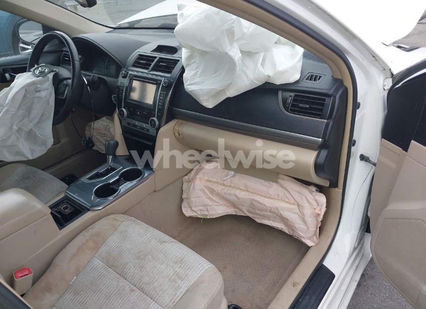 Photo 5 of 2013 Toyota Camry HYBRID XLE (VIN 4T1BD1FK9DU088150)