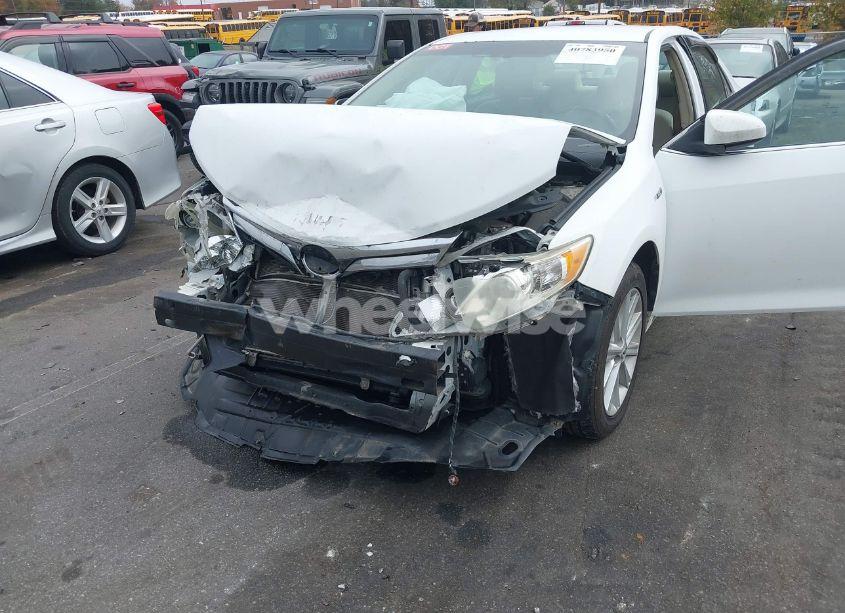 Photo 6 of 2013 Toyota Camry HYBRID XLE (VIN 4T1BD1FK9DU088150)