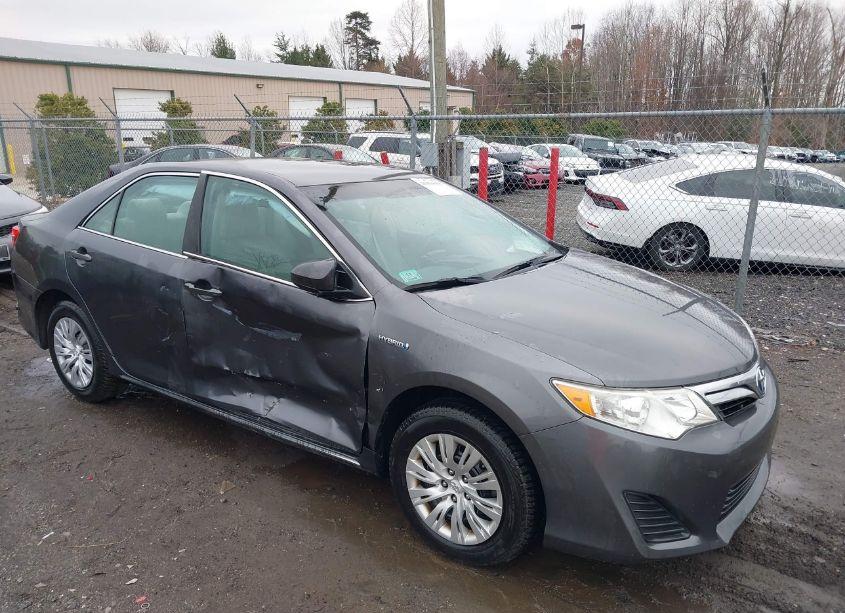 2014 Toyota Camry HYBRID LE (VIN 4T1BD1FK9EU100220) main photo