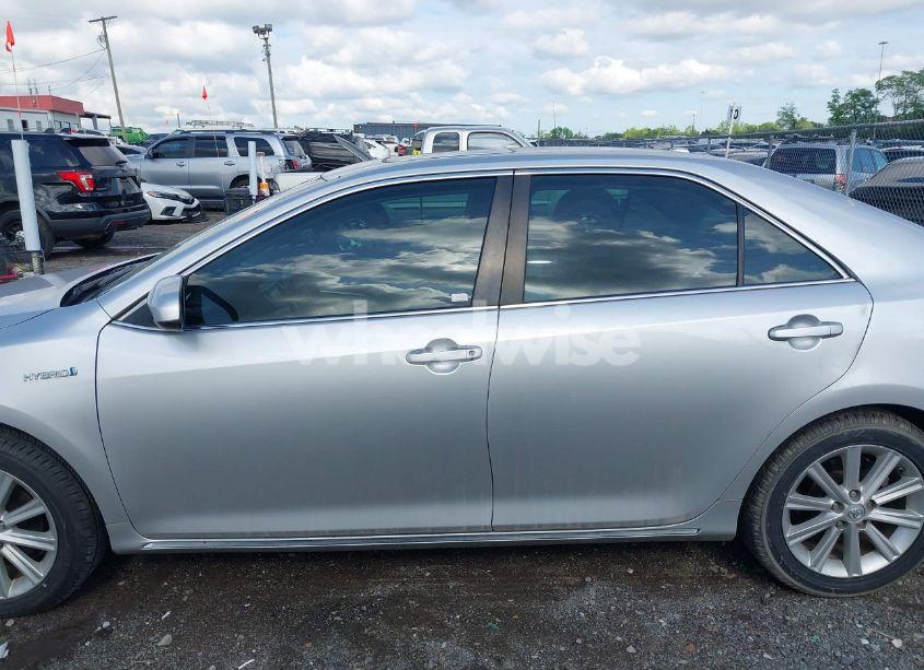 Photo 14 of 2014 Toyota Camry HYBRID XLE (VIN 4T1BD1FK9EU111573)