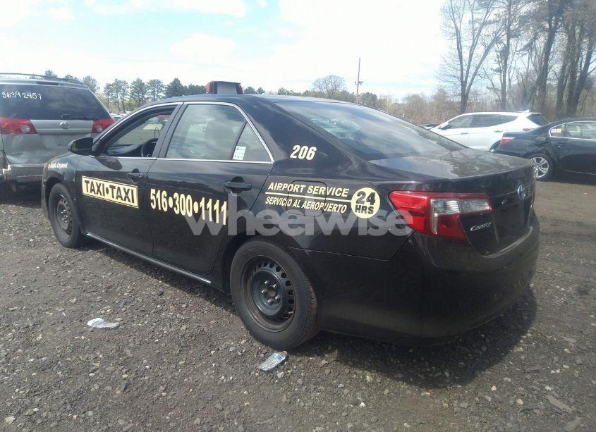 Photo 3 of 2014 Toyota Camry HYBRID LE (VIN 4T1BD1FK9EU117020)