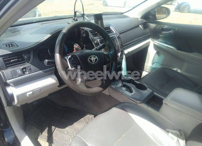 Photo 5 of 2014 Toyota Camry HYBRID LE (VIN 4T1BD1FK9EU117020)