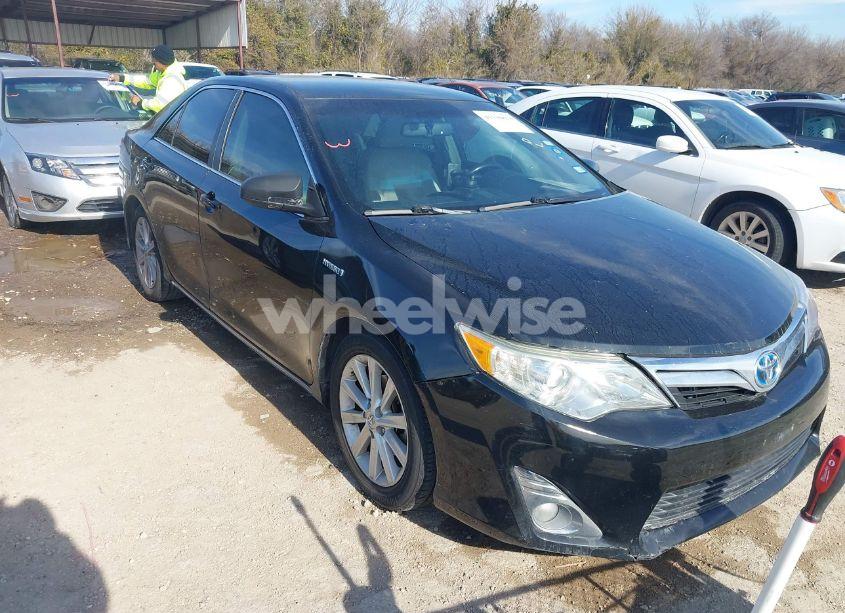 2014 Toyota Camry HYBRID XLE (VIN 4T1BD1FK9EU121942) main photo