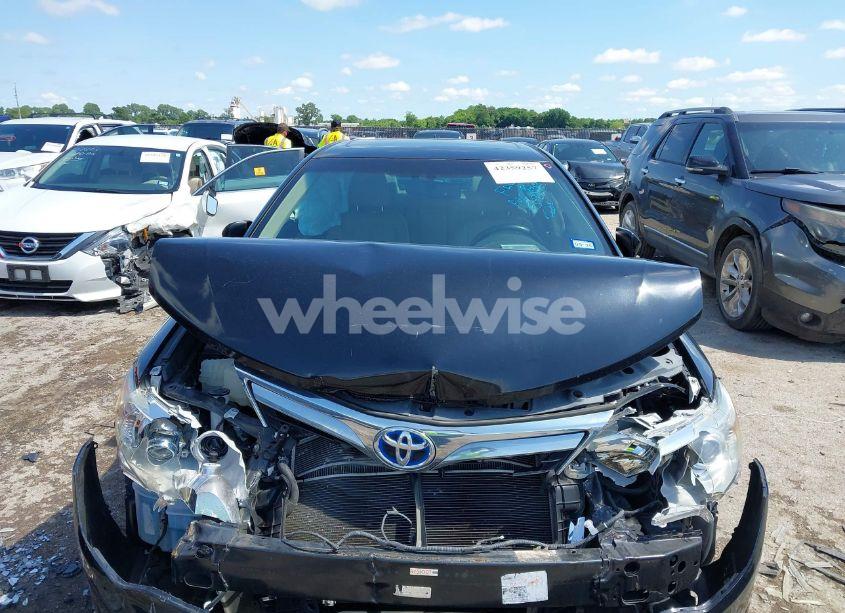 Photo 12 of 2014 Toyota Camry HYBRID XLE (VIN 4T1BD1FK9EU132973)