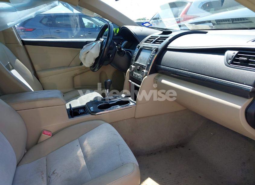 Photo 5 of 2014 Toyota Camry HYBRID XLE (VIN 4T1BD1FK9EU132973)