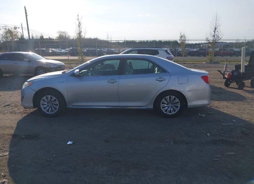 Photo 14 of 2014 Toyota Camry HYBRID LE (VIN 4T1BD1FK9EU140054)