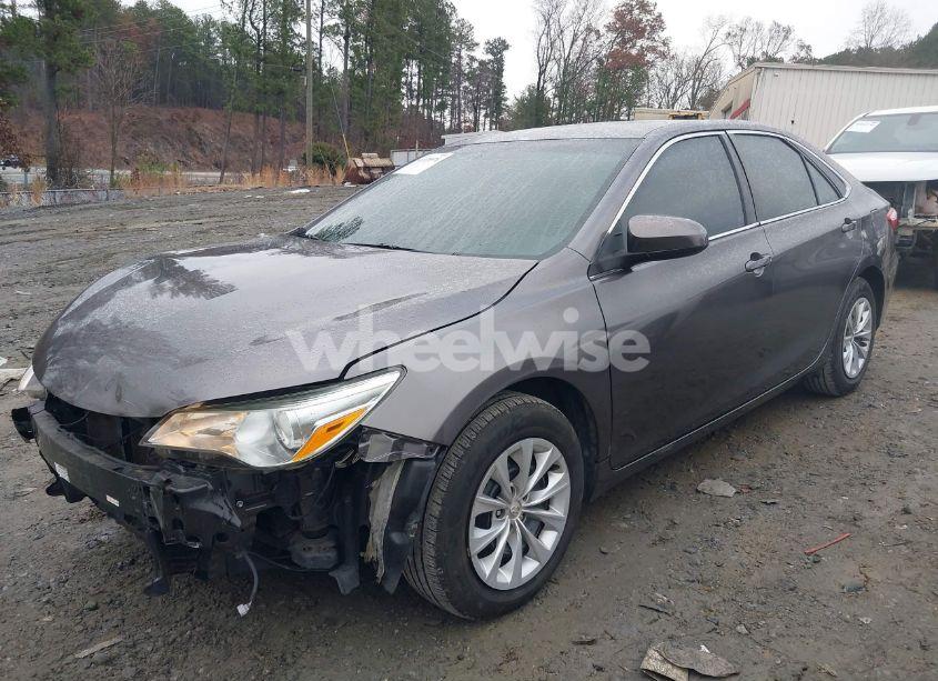 Photo 2 of 2015 Toyota Camry HYBRID LE (VIN 4T1BD1FK9FU150214)