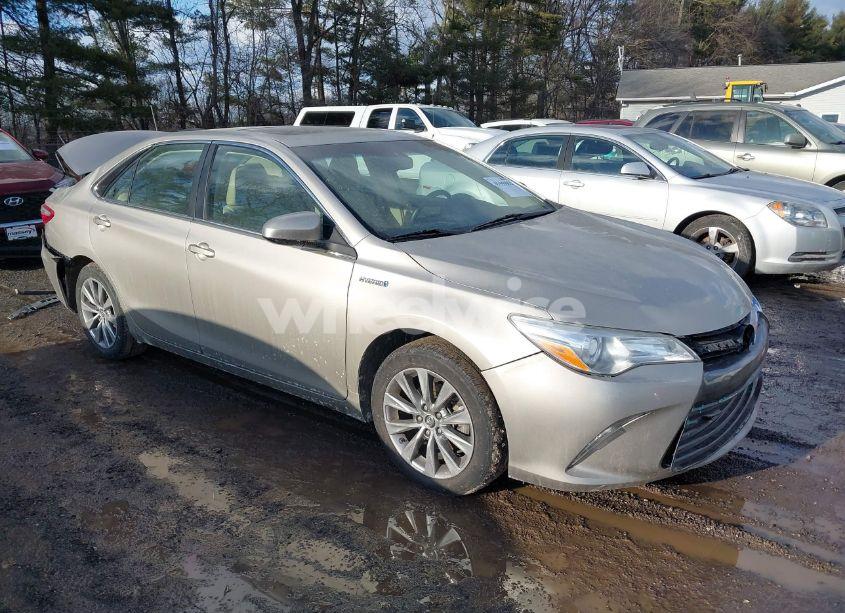 2015 Toyota Camry HYBRID XLE (VIN 4T1BD1FK9FU150665) main photo