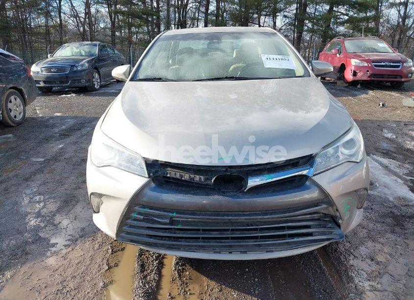 Photo 13 of 2015 Toyota Camry HYBRID XLE (VIN 4T1BD1FK9FU150665)