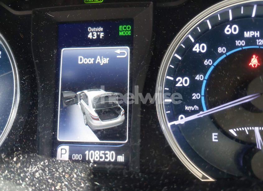 Photo 16 of 2015 Toyota Camry HYBRID XLE (VIN 4T1BD1FK9FU150665)