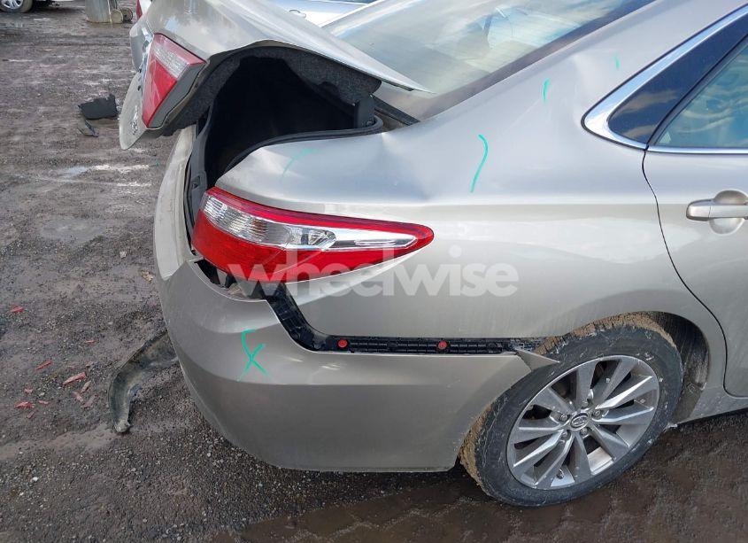 Photo 20 of 2015 Toyota Camry HYBRID XLE (VIN 4T1BD1FK9FU150665)