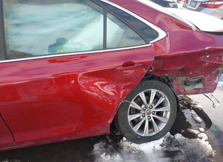 Photo 6 of 2015 Toyota Camry HYBRID XLE (VIN 4T1BD1FK9FU154392)