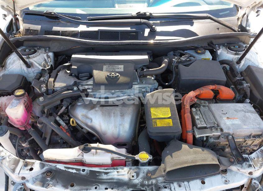 Photo 10 of 2015 Toyota Camry HYBRID LE (VIN 4T1BD1FK9FU155428)