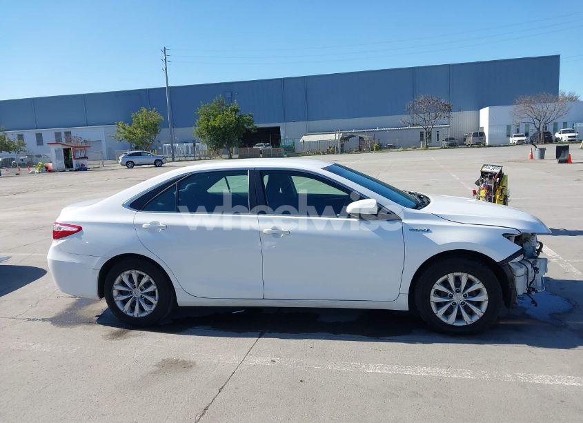 Photo 14 of 2015 Toyota Camry HYBRID LE (VIN 4T1BD1FK9FU155428)
