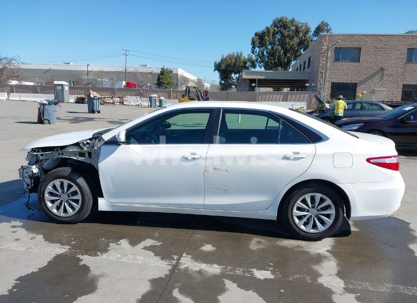 Photo 15 of 2015 Toyota Camry HYBRID LE (VIN 4T1BD1FK9FU155428)