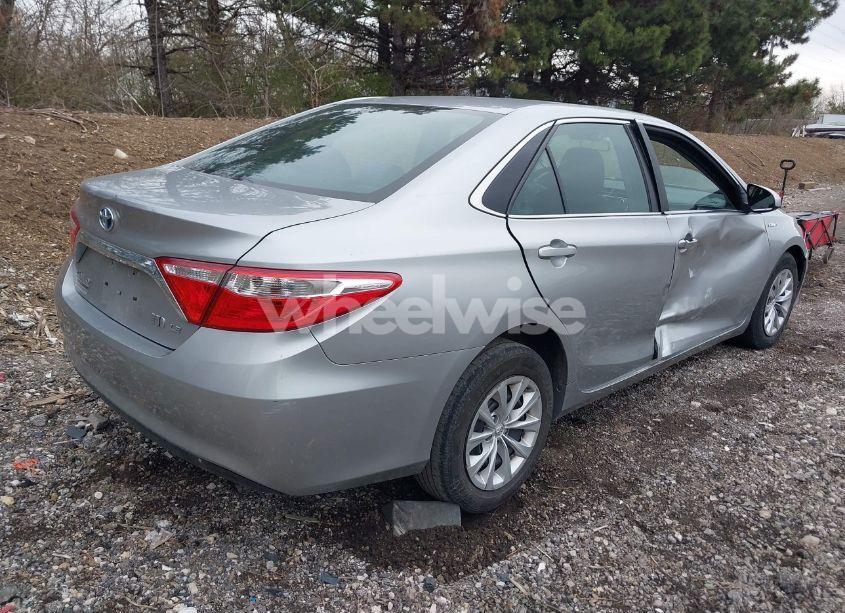 Photo 4 of 2015 Toyota Camry HYBRID LE (VIN 4T1BD1FK9FU161942)