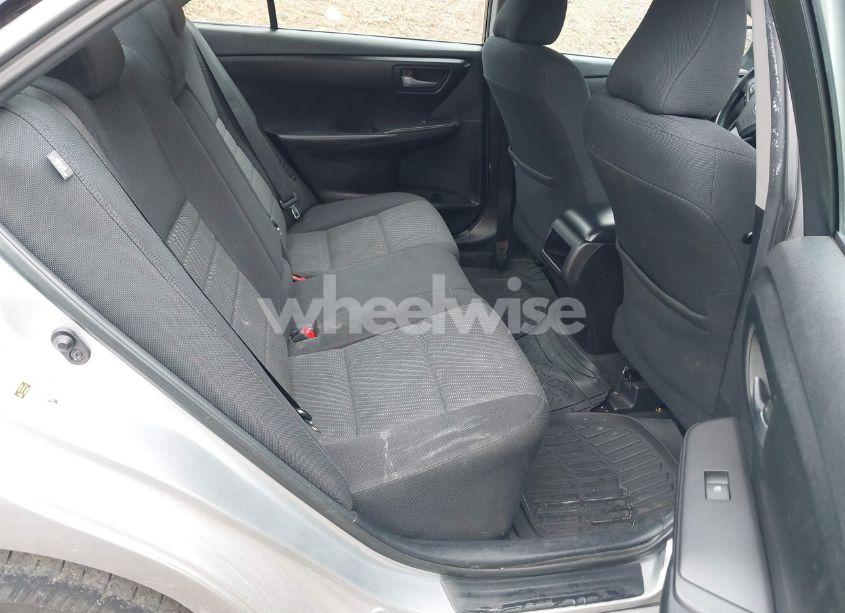 Photo 8 of 2015 Toyota Camry HYBRID LE (VIN 4T1BD1FK9FU161942)