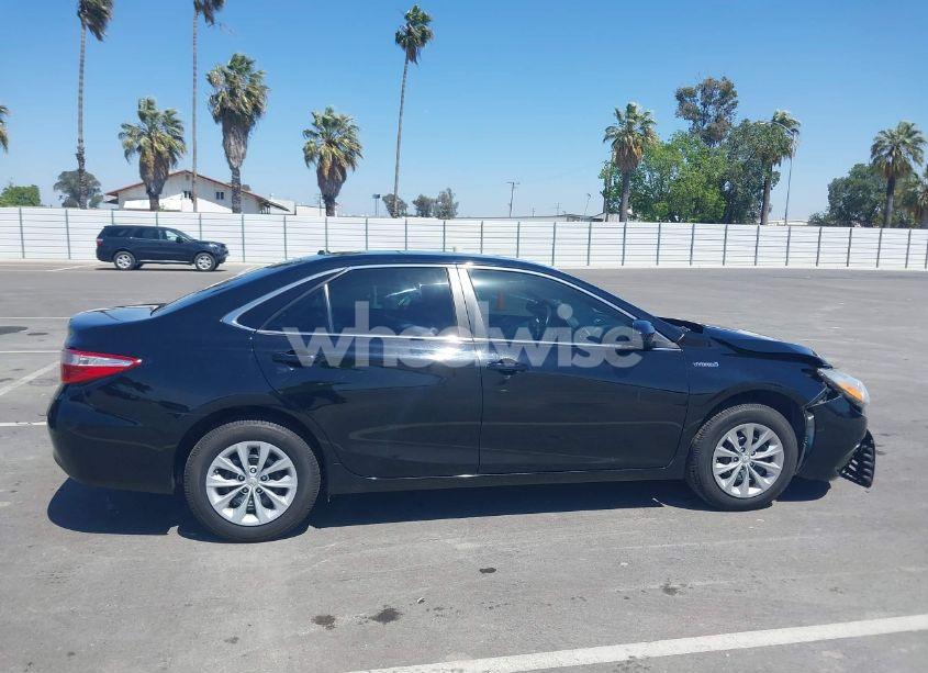 Photo 13 of 2015 Toyota Camry HYBRID LE (VIN 4T1BD1FK9FU167532)