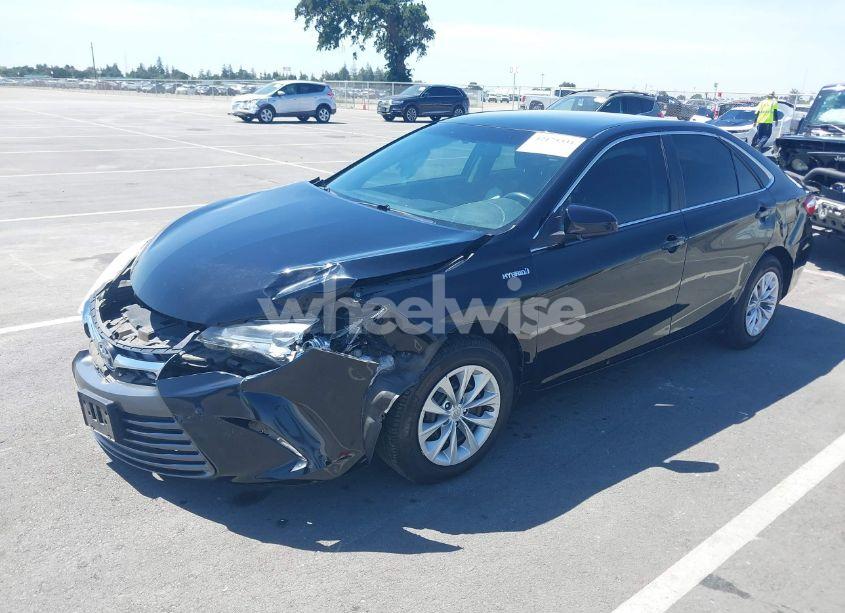 Photo 2 of 2015 Toyota Camry HYBRID LE (VIN 4T1BD1FK9FU167532)