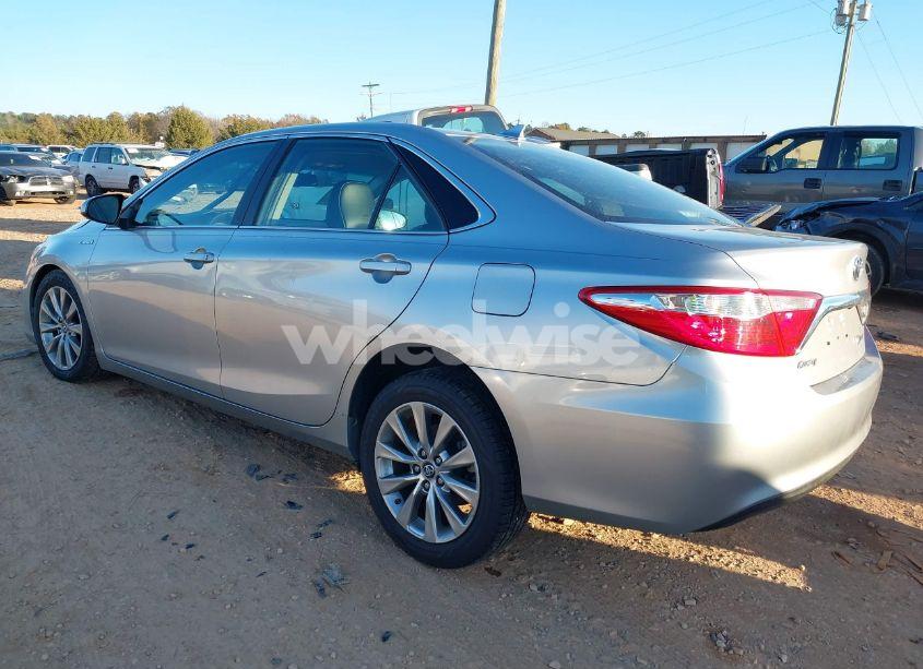 Photo 3 of 2016 Toyota Camry HYBRID XLE (VIN 4T1BD1FK9GU196322)