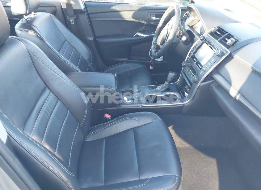 Photo 5 of 2016 Toyota Camry HYBRID XLE (VIN 4T1BD1FK9GU196322)