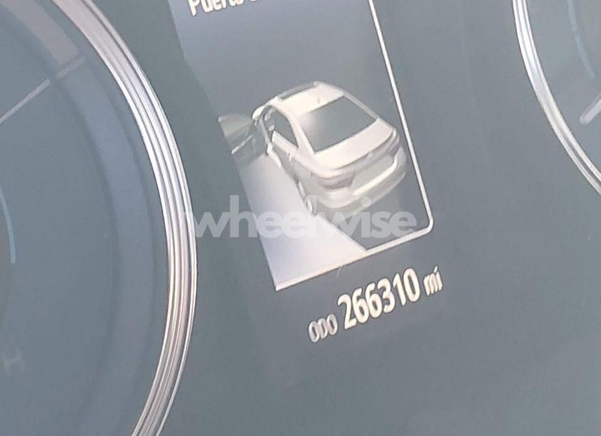 Photo 15 of 2017 Toyota Camry HYBRID LE (VIN 4T1BD1FK9HU203884)