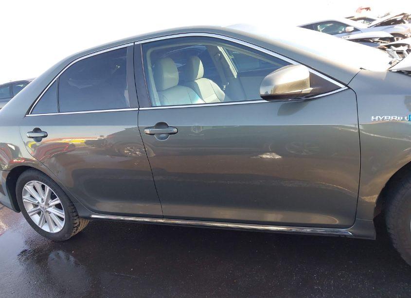 Photo 13 of 2012 Toyota Camry HYBRID XLE (VIN 4T1BD1FKXCU013486)