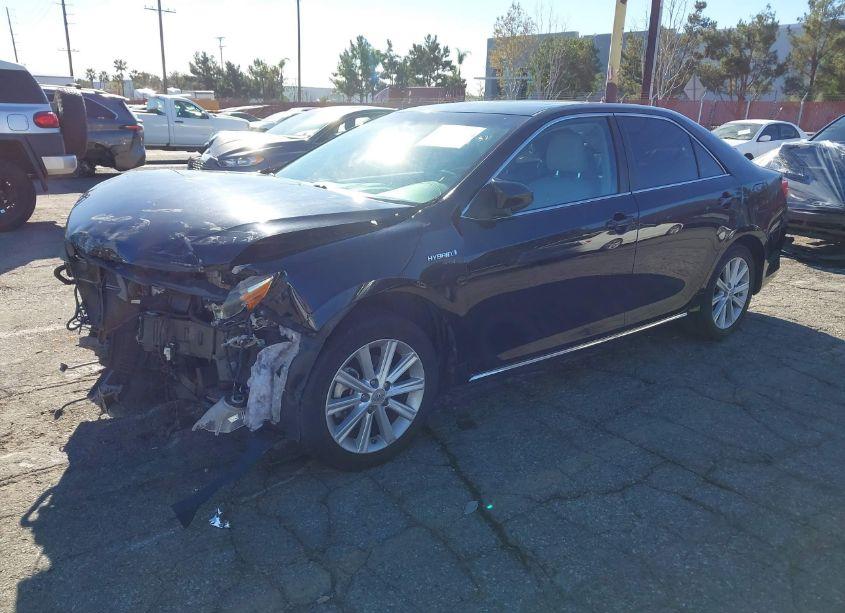 Photo 2 of 2012 Toyota Camry HYBRID XLE (VIN 4T1BD1FKXCU026349)