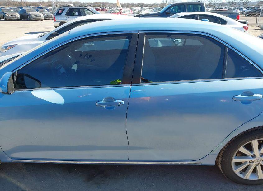 Photo 14 of 2012 Toyota Camry HYBRID XLE (VIN 4T1BD1FKXCU038632)