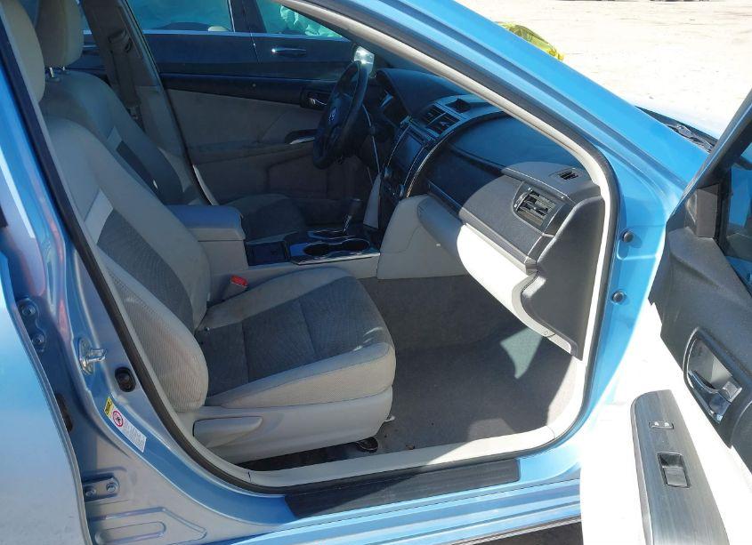 Photo 5 of 2012 Toyota Camry HYBRID XLE (VIN 4T1BD1FKXCU038632)